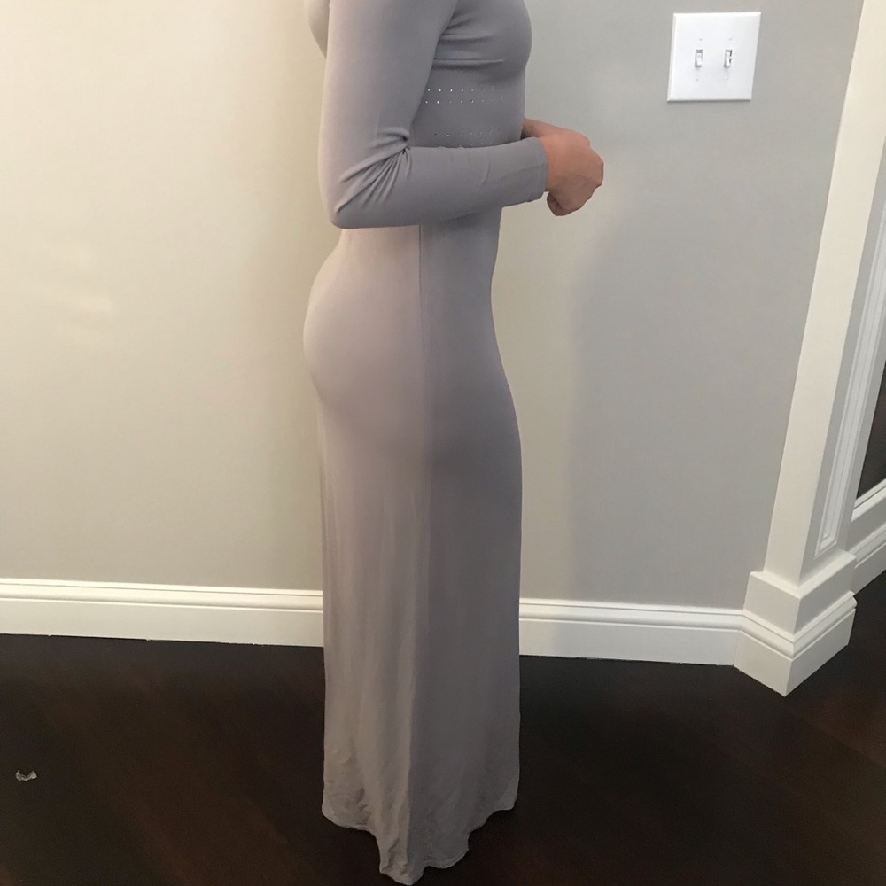 Dress - Picture 3 of 3